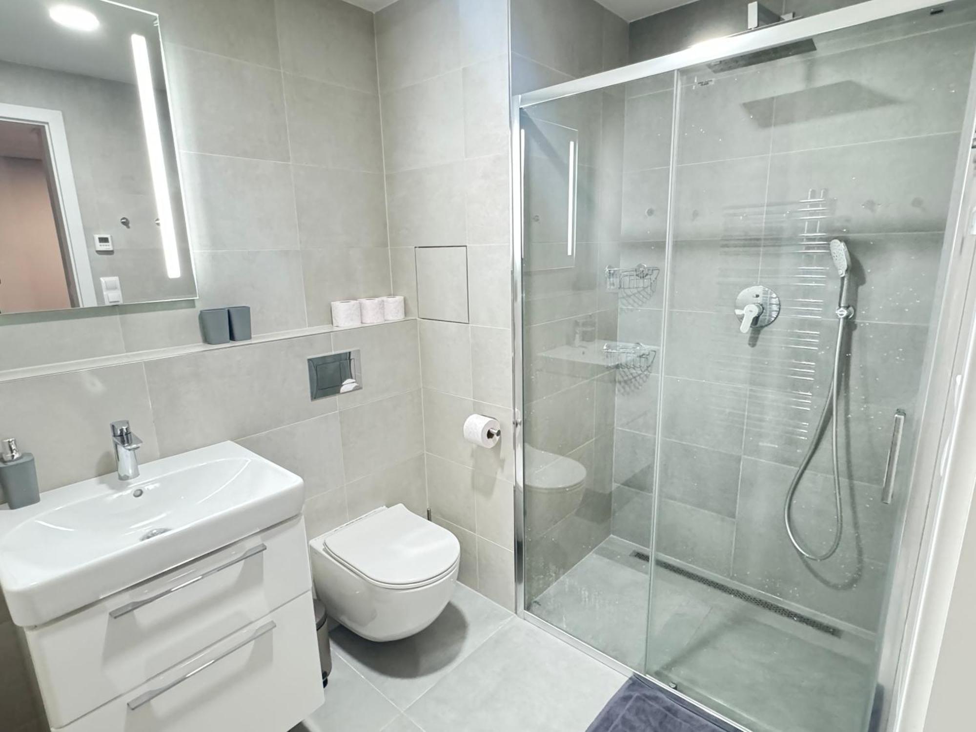 Free Parking - Cozy Apartment Near Vysehrad Railway Bridge Prague Ngoại thất bức ảnh