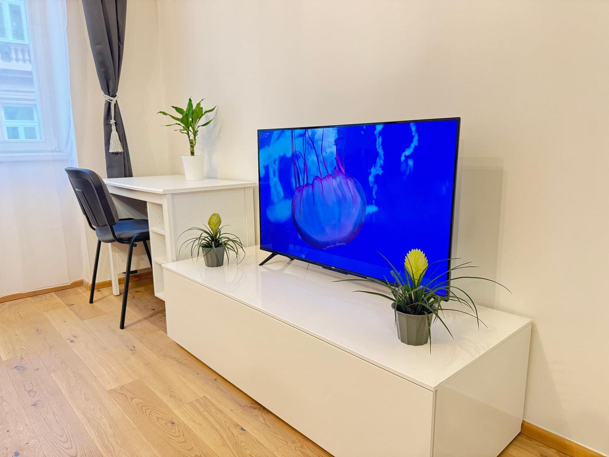 Free Parking - Cozy Apartment Near Vysehrad Railway Bridge Prague Ngoại thất bức ảnh