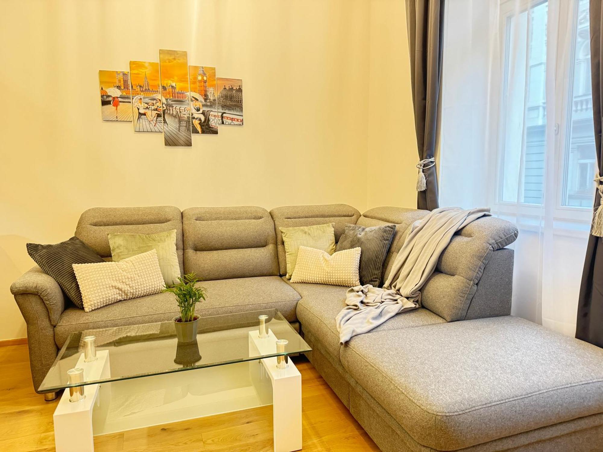 Free Parking - Cozy Apartment Near Vysehrad Railway Bridge Prague Ngoại thất bức ảnh