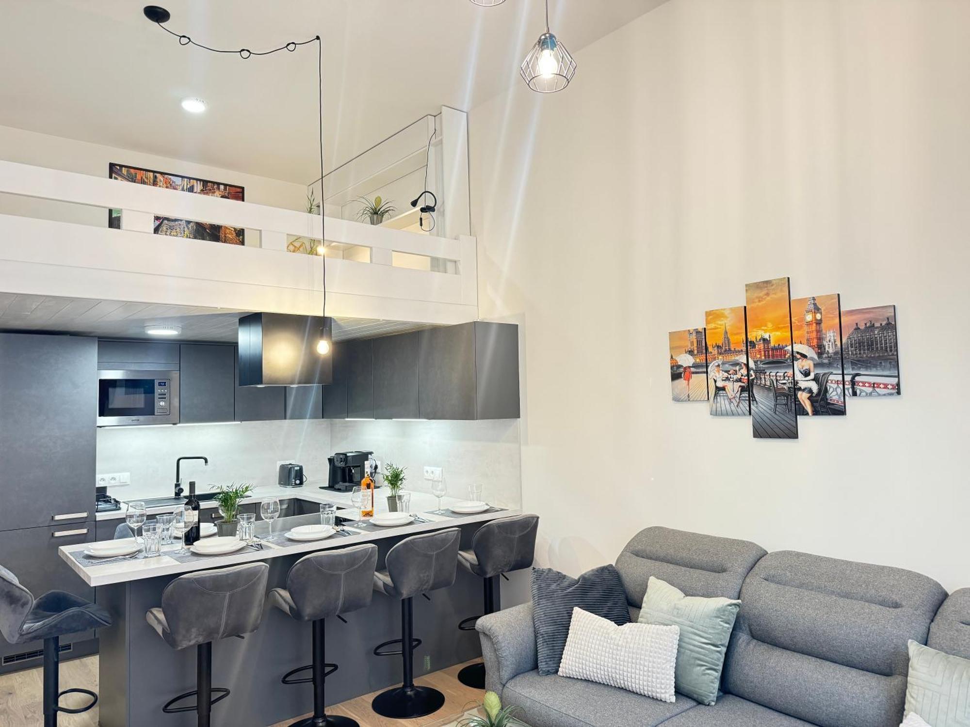 Free Parking - Cozy Apartment Near Vysehrad Railway Bridge Prague Ngoại thất bức ảnh