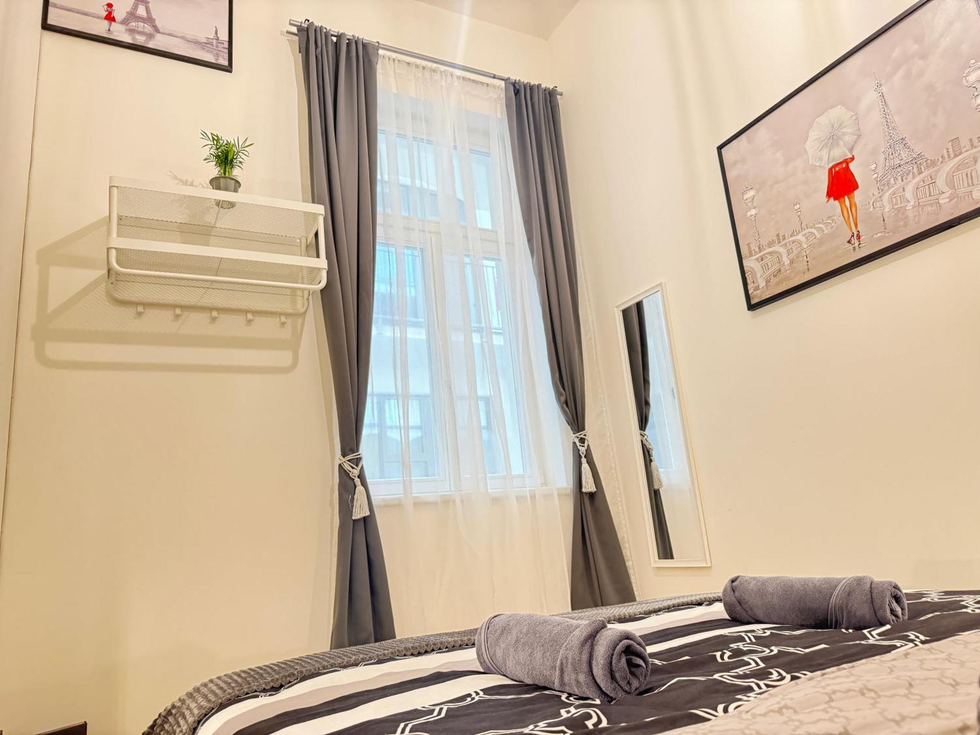 Free Parking - Cozy Apartment Near Vysehrad Railway Bridge Prague Ngoại thất bức ảnh